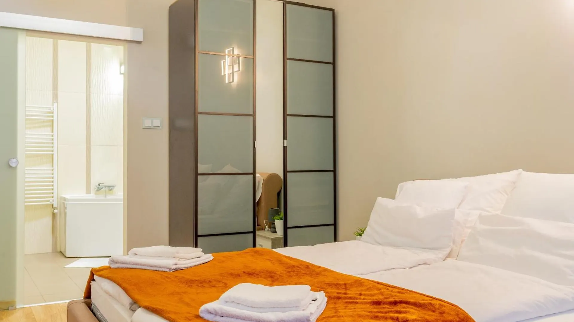 Efad Lux Apartments 2 Budapest