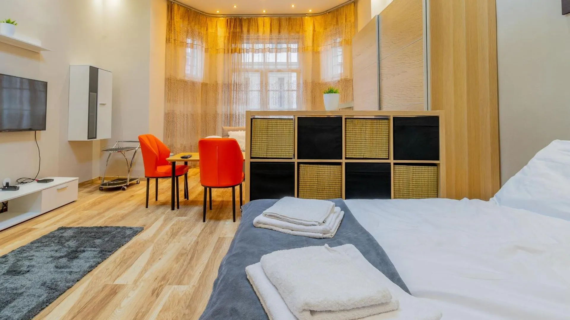 Efad Lux Apartments 2 Budapest Hungary